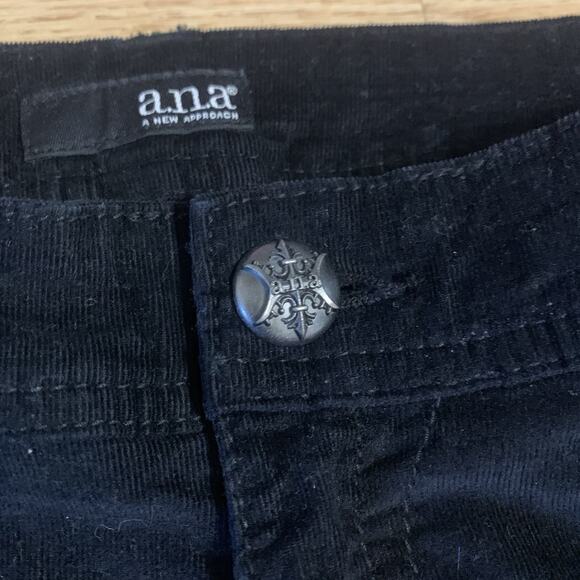 A.N.A. Black Low-Rise Corduroys, Size 12 Skinny - Picture 2 of 8